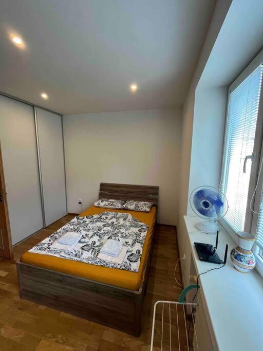 Brand New In The Heart Of Apartmán